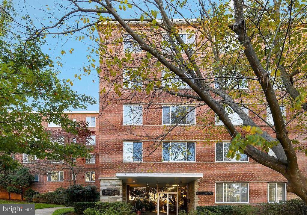 4100 W Street Northwest, Unit 410 Washington, DC 20007 - Photo 2 of 18 a front view of a house