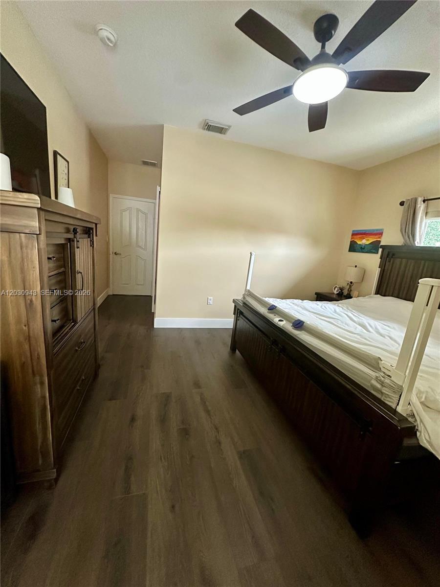 15490 Southwest 10th Street Miami, FL 33194 - Photo 28 of 34