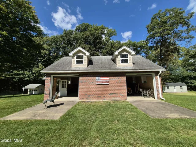 $365,000 | 307 West Madison Avenue, Johnstown, NY 12095