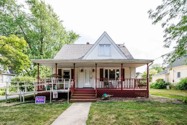 $250,000 | 404 East South Street, Peotone, IL 60468