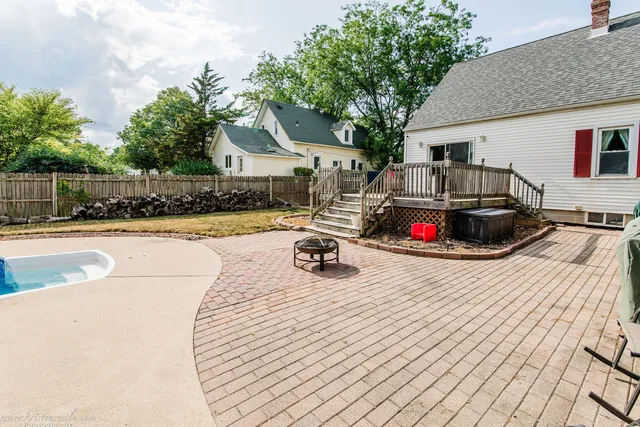 $250,000 | 404 East South Street, Peotone, IL 60468