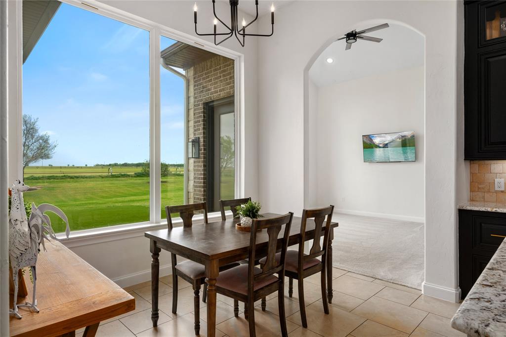 2023 Twin Creeks Circle Pilot Point, TX 76258 - Photo 19 of 40