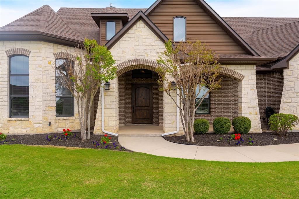 2023 Twin Creeks Circle Pilot Point, TX 76258 - Photo 3 of 40