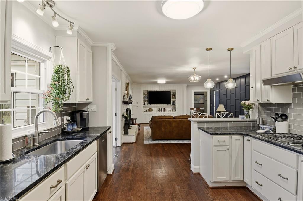 849 Chester Road Winston-Salem, NC 27104 - Photo 13 of 34 Gallery Image 13