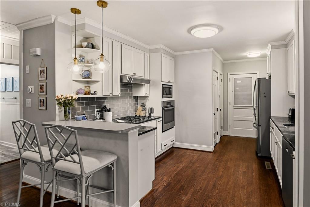 849 Chester Road Winston-Salem, NC 27104 - Photo 8 of 34 Gallery Image 8