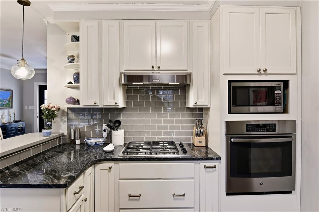 849 Chester Road Winston-Salem, NC 27104 - Photo 10 of 34 Gallery Image 10