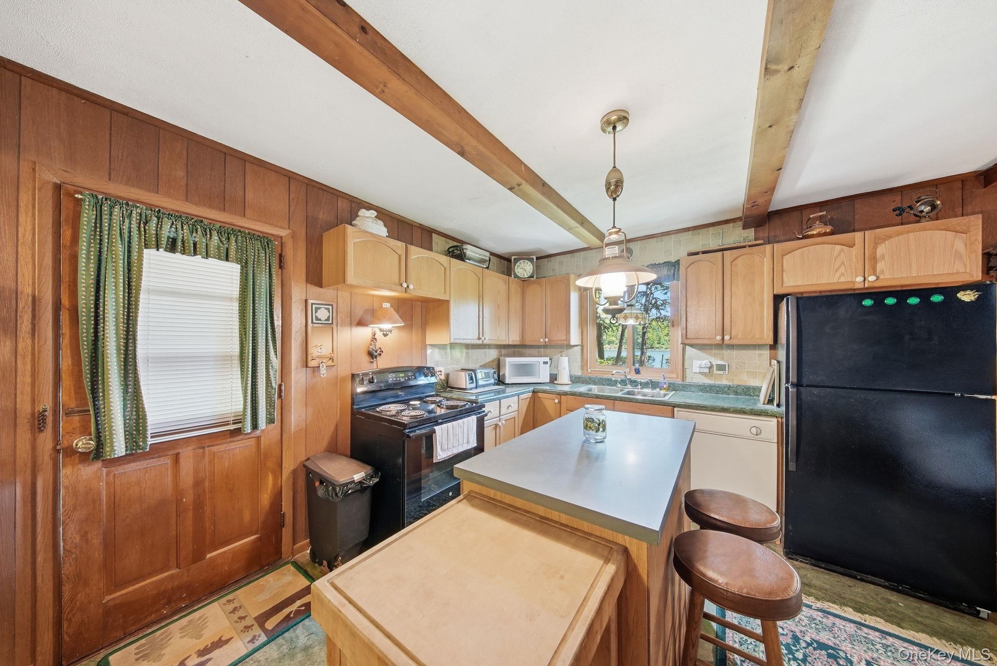 67 E Road Wurtsboro, NY 12790 - Photo 8 of 43