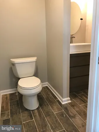 a close view of sink