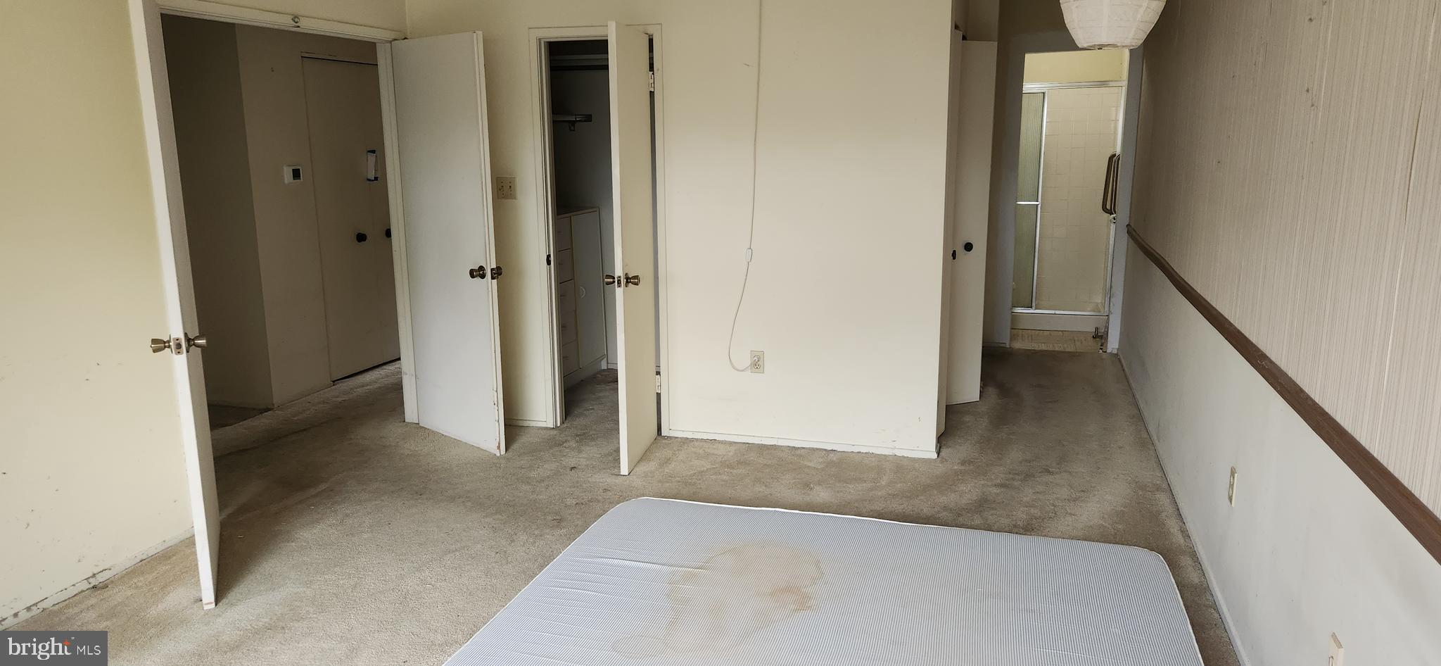 19113 Rhodes Way Montgomery Village, MD 20886 - Photo 11 of 18 Primary Bedroom NEEDS REHAB