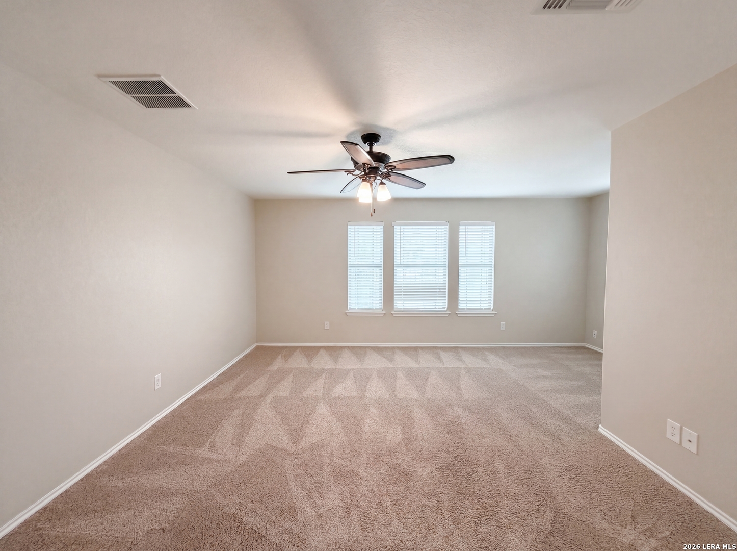 5733 Ty Lindstrom Schertz, TX 78108 - Photo 4 of 18