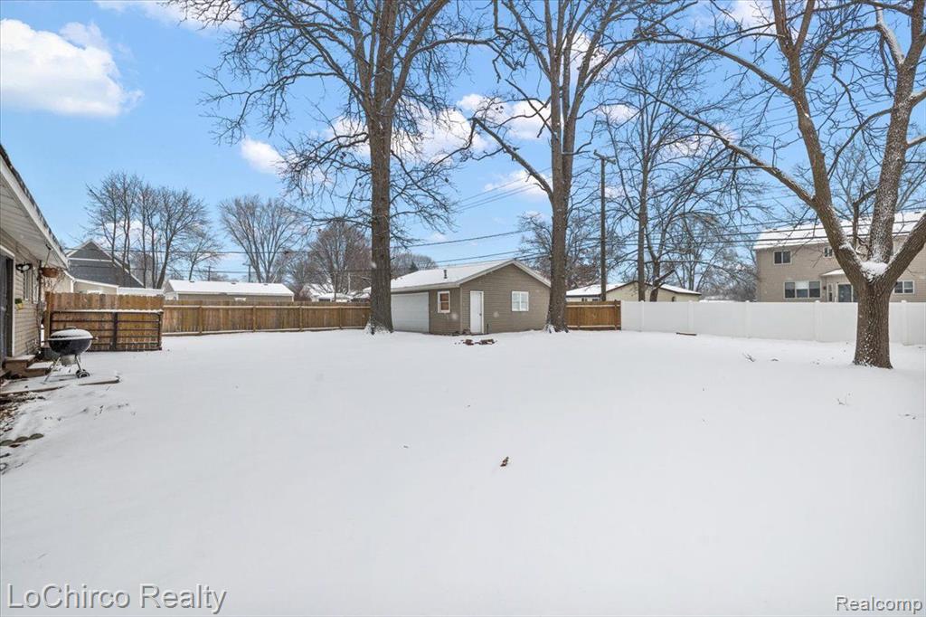 3147 Culbertson Avenue Rochester Hills, MI 48307 - Photo 9 of 38