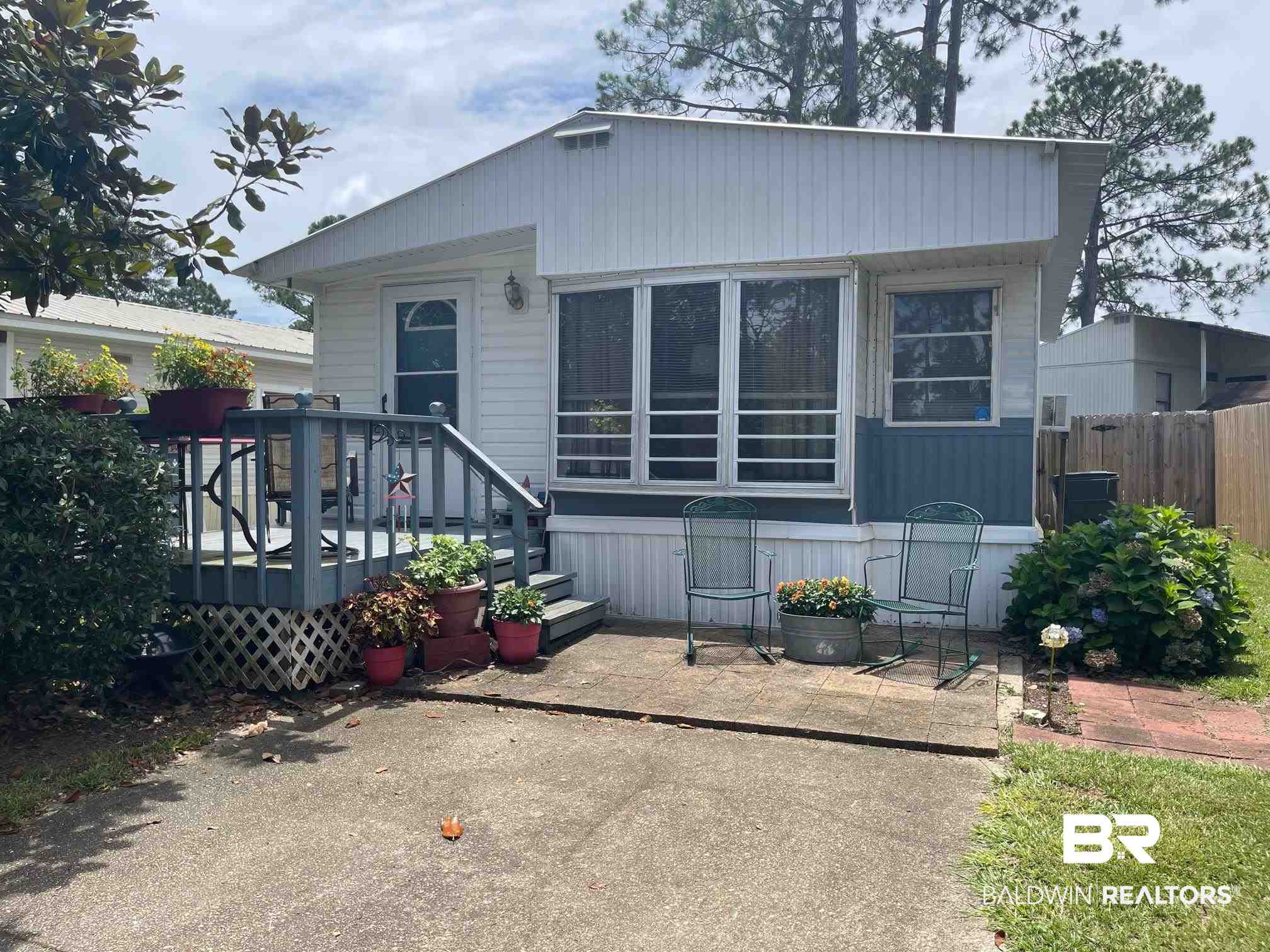 682 Escambia Loop Lillian, AL 36549 - Photo 2 of 25
