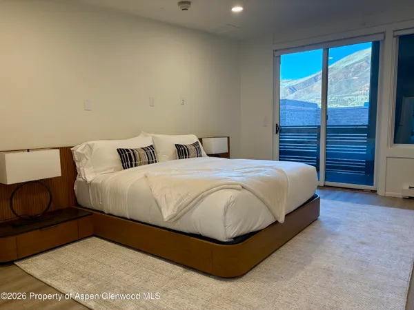 $35,000 | 426 East Hyman Avenue, Aspen, CO 81611