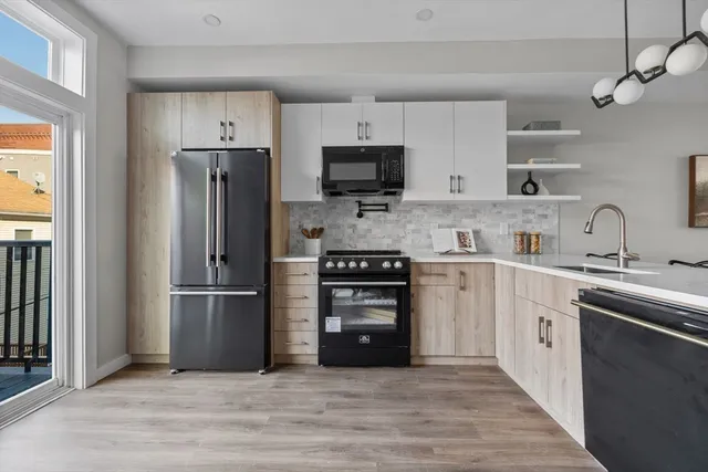 $790,000 | 33 Copeland Street, Unit F, Boston, MA 02119