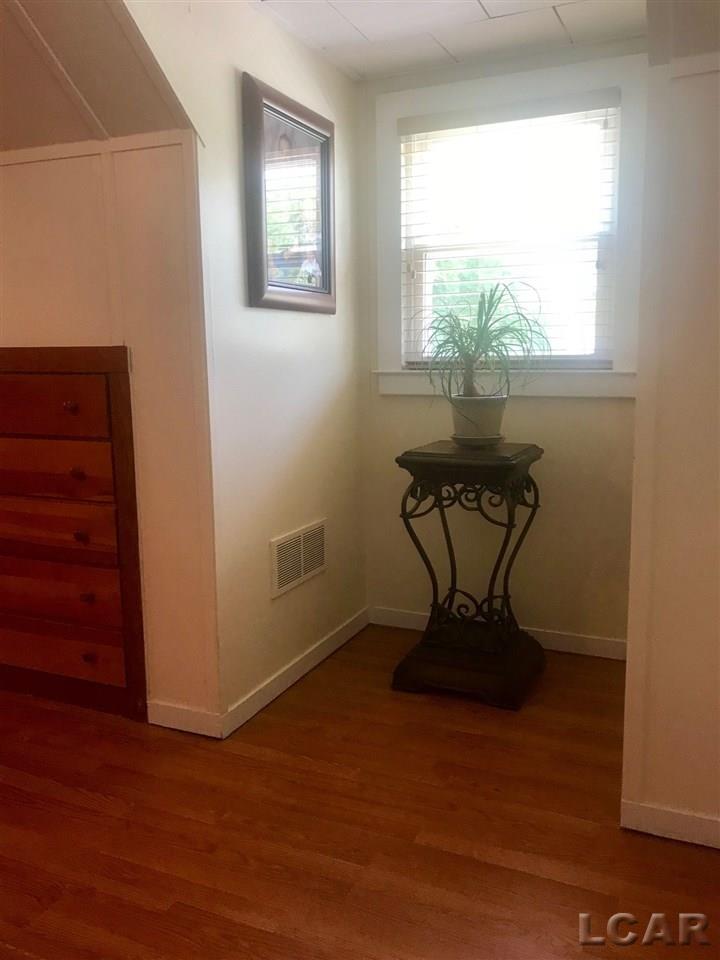 701 Loveland Road Adrian, MI 49221 - Photo 13 of 18 31354431-12.JPG