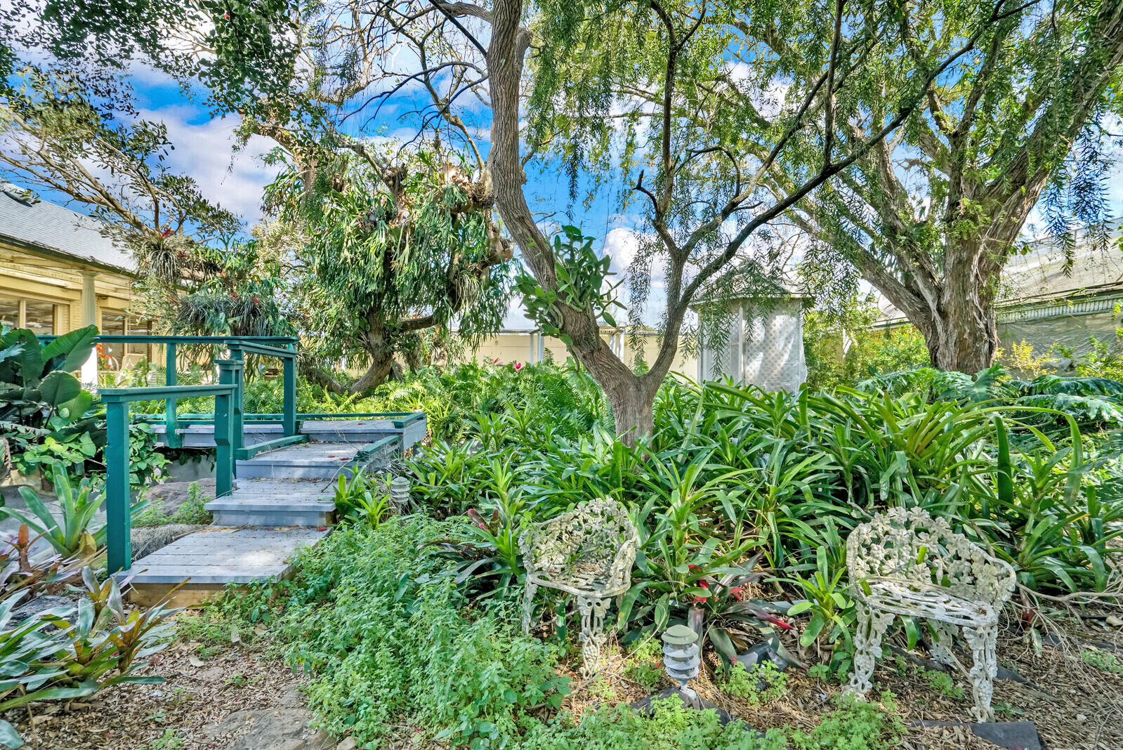 1101 Tabit Road Belle Glade, FL 33430 - Photo 27 of 43 garden