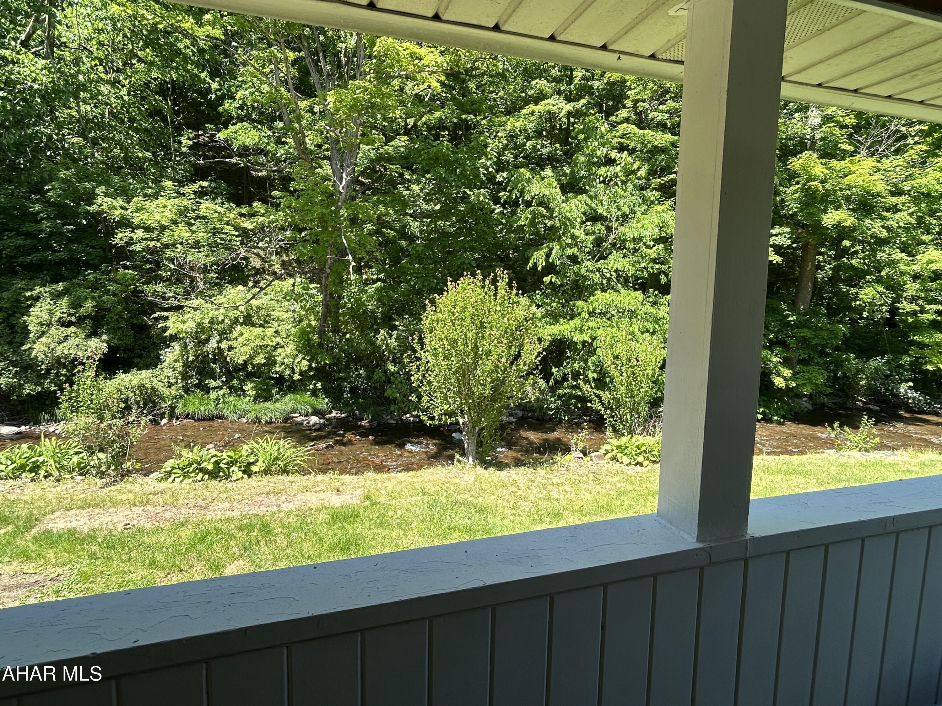 890 Puzzletown Road Duncansville, PA 16635 - Photo 5 of 36