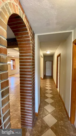 $2,000 | 2223 Noble Street, West Lawn, PA 19609