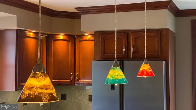 $2,000 | 2223 Noble Street, West Lawn, PA 19609