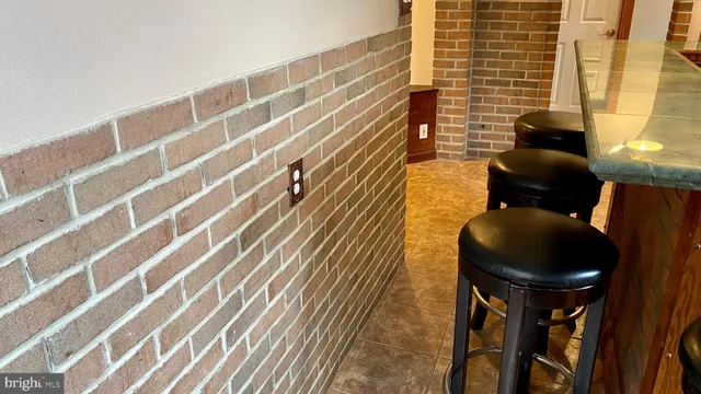 $2,000 | 2223 Noble Street, West Lawn, PA 19609