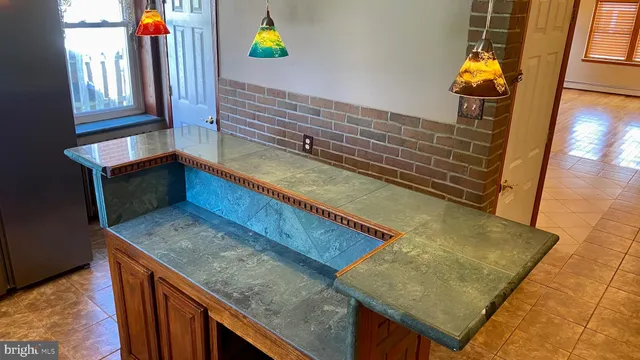 $2,000 | 2223 Noble Street, West Lawn, PA 19609