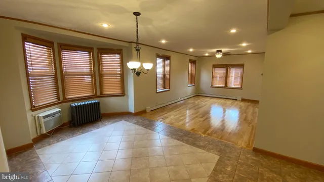 $2,000 | 2223 Noble Street, West Lawn, PA 19609