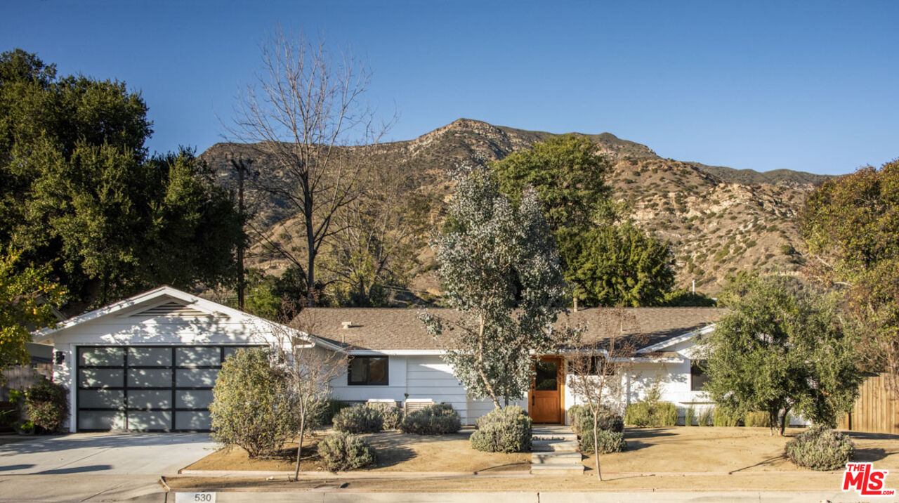 530 Pleasant Avenue Ojai, CA 93023 - Photo 1 of 29 a front view of a house with a yard