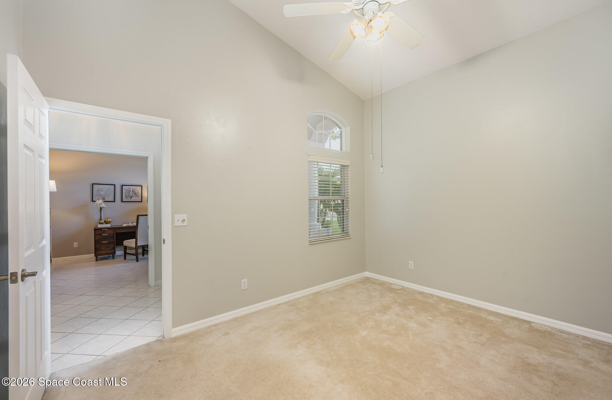 518 Renaissance Avenue Melbourne, FL 32940 - Photo 18 of 26 an empty room and a bathroom