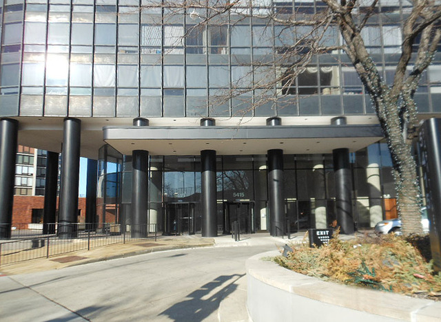 5415 North Sheridan Road, Unit 4703 Chicago, IL 60640 - Photo 3 of 16