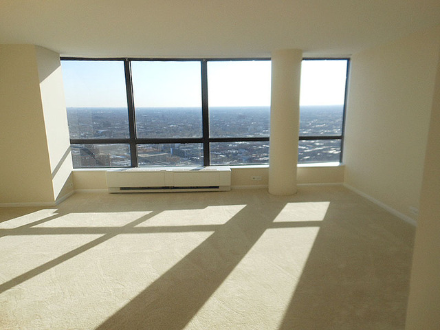 5415 North Sheridan Road, Unit 4703 Chicago, IL 60640 - Photo 4 of 16