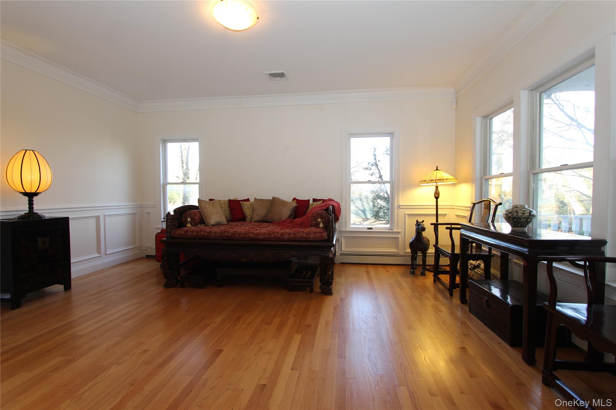 445 Grace Church Street Rye, NY 10580 - Photo 8 of 20