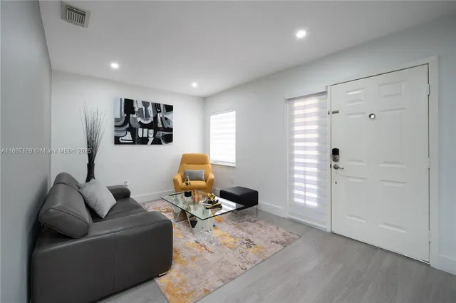 $549,000 | 15863 Southwest 71st Street, Miami, FL 33193