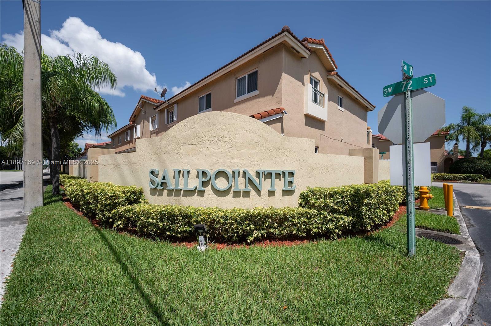 15863 Southwest 71st Street Miami, FL 33193 - Photo 35 of 35