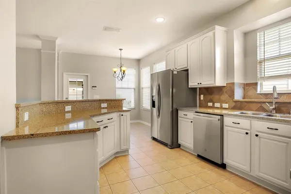 $3,150 | 6112 Parkset Drive, Lithia, FL 33547