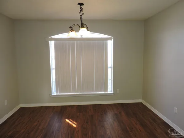 $1,895 | 1897 Gulf Bay Lane, Pensacola, FL 32506