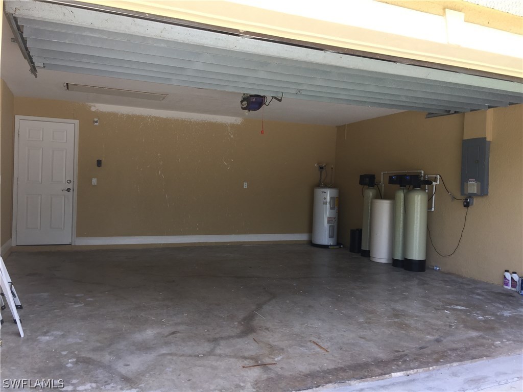 4015 36th Street Southwest Lehigh Acres, FL 33976 - Photo 18 of 23 a view of empty room