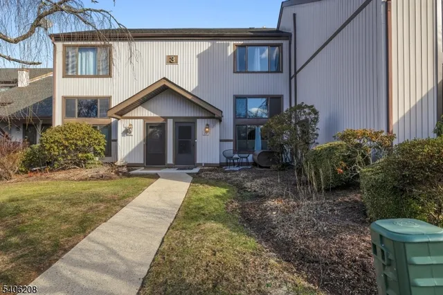 $389,000 | 329 Alpine Court, Unit 29, Stanhope, NJ 07874