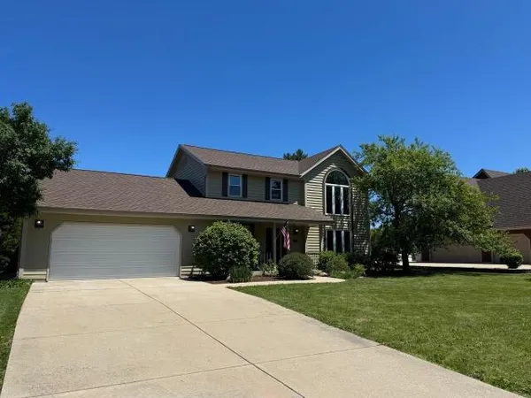 $549,900 | 1135 63rd Avenue, Somers, WI 53144