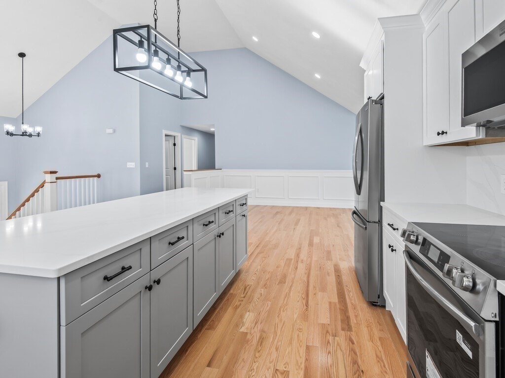 23 Orrison Street Worcester, MA 01609 - Photo 11 of 41