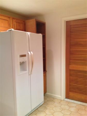 701 Ridgefield Circle, Unit D Clinton, MA 01510 - Photo 7 of 21 Gallery Image 7