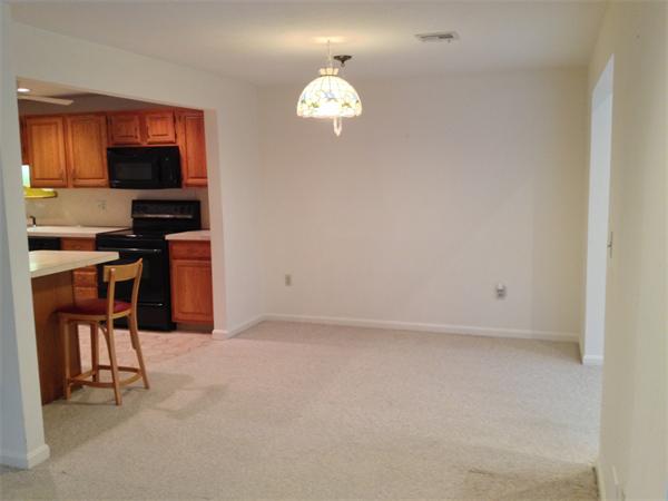 701 Ridgefield Circle, Unit D Clinton, MA 01510 - Photo 8 of 21 Gallery Image 8