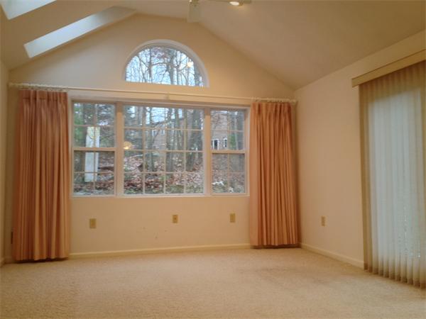 701 Ridgefield Circle, Unit D Clinton, MA 01510 - Photo 9 of 21 Gallery Image 9