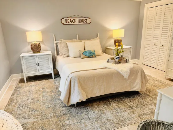 $7,500 | 5500 Old Ocean Boulevard, Unit 202, Ocean Ridge, FL 33435
