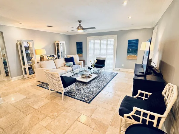 $7,500 | 5500 Old Ocean Boulevard, Unit 202, Ocean Ridge, FL 33435