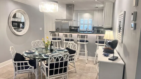$7,500 | 5500 Old Ocean Boulevard, Unit 202, Ocean Ridge, FL 33435