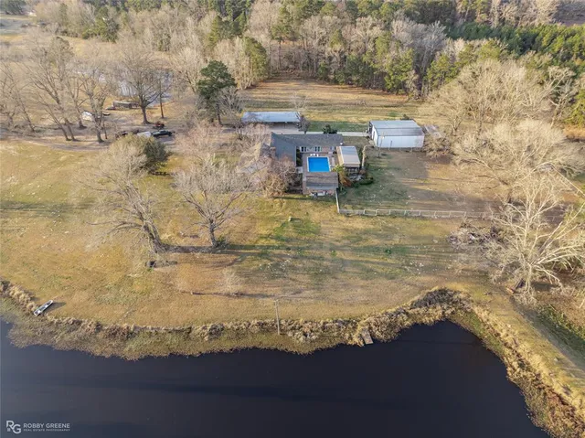 $899,000 | 276 East Bessie Street, Coushatta, LA 71019