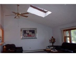 4 R Little John Court, Unit 4 Derry, NH 03038 - Photo 3 of 8