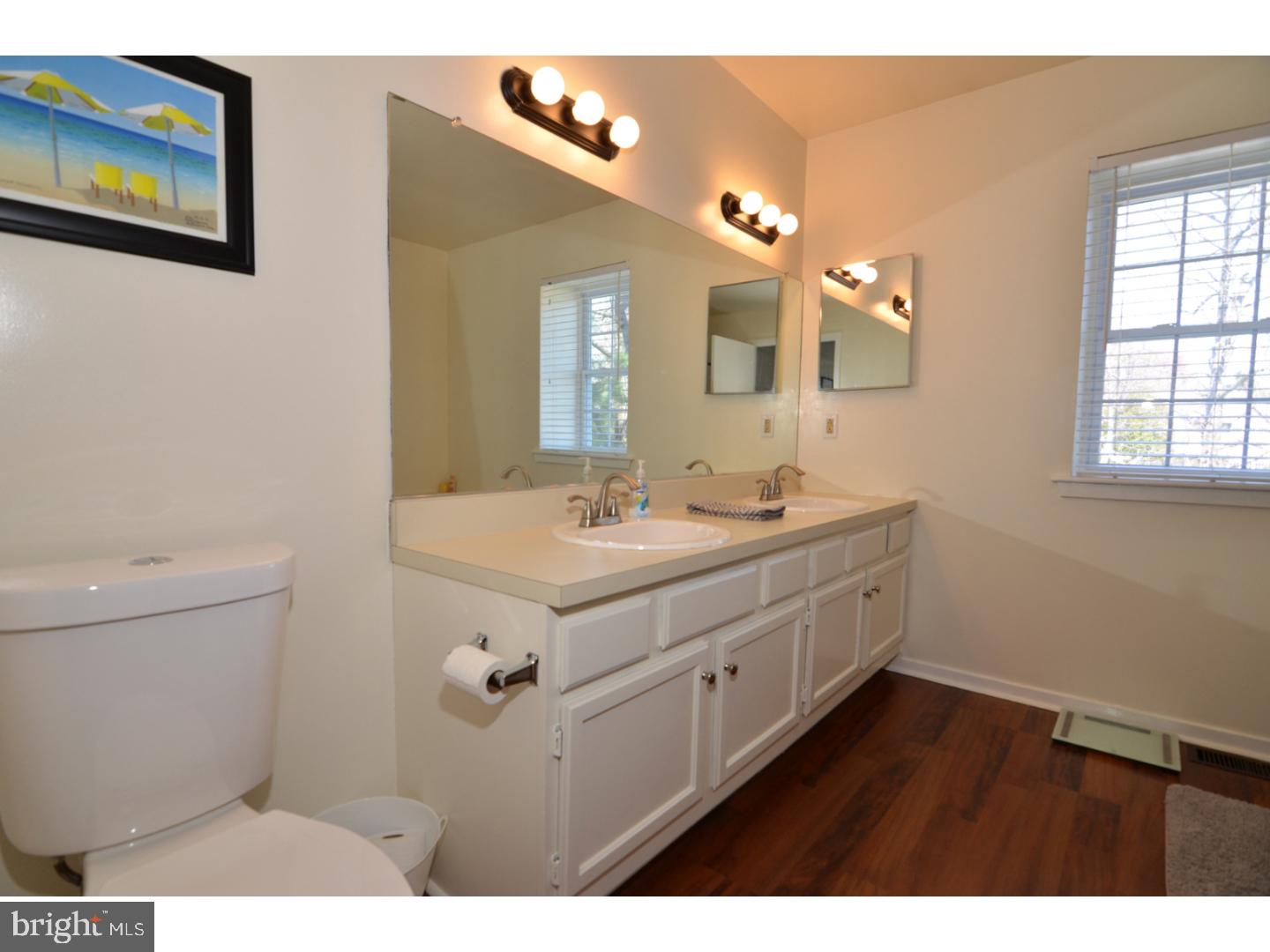 144 Crossing Way Clementon, NJ 08021 - Photo 13 of 24 Master Bathroom