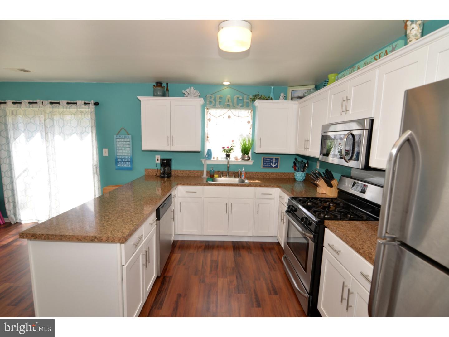 144 Crossing Way Clementon, NJ 08021 - Photo 5 of 24 Kitchen