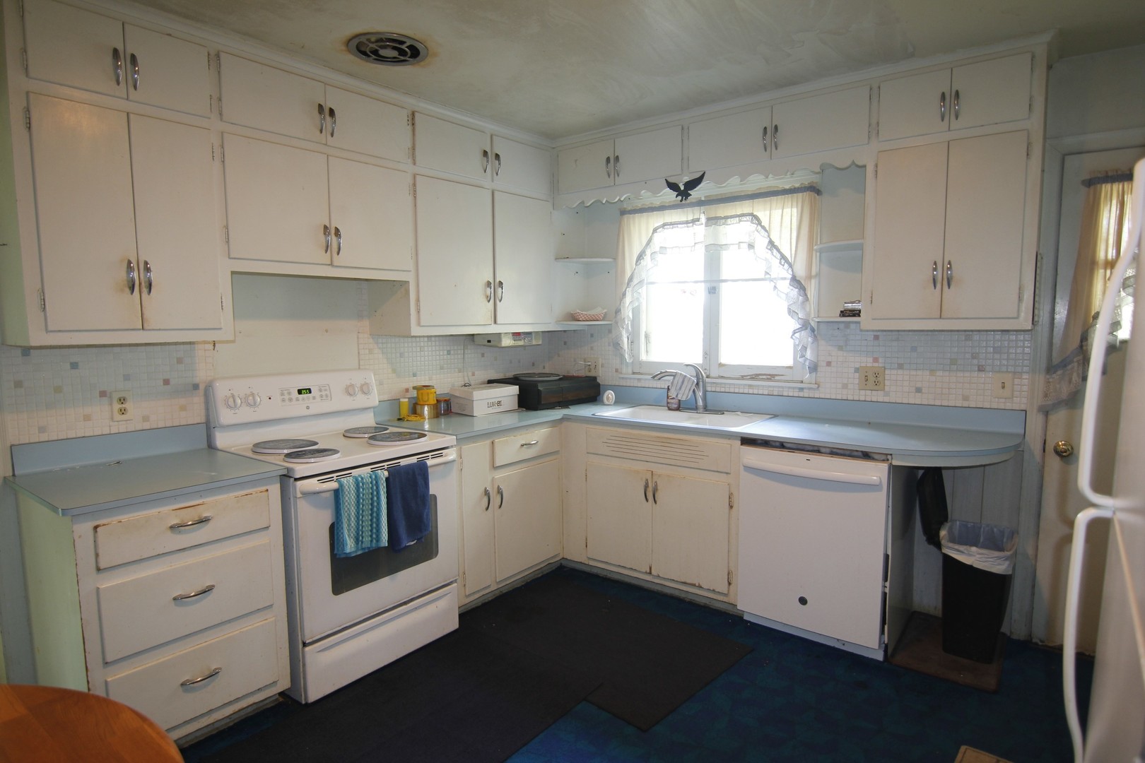6529 County Road Caledonia, WI 53108 - Photo 7 of 20 Gallery Image 7